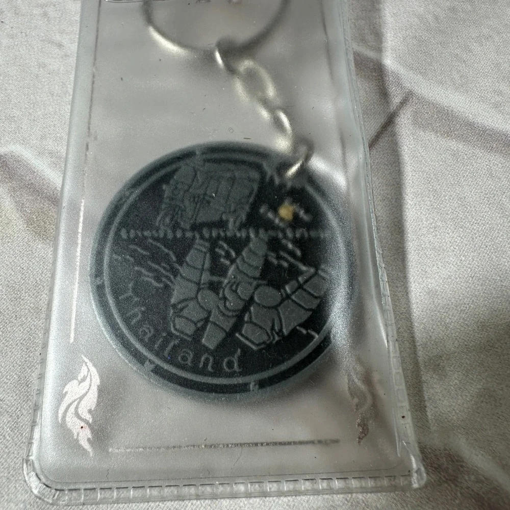 Thailand Souvenir Keychain Elephant and Temple‎ Design Silver Tone Pewter